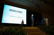 Les dix thèses de WikiLeaks